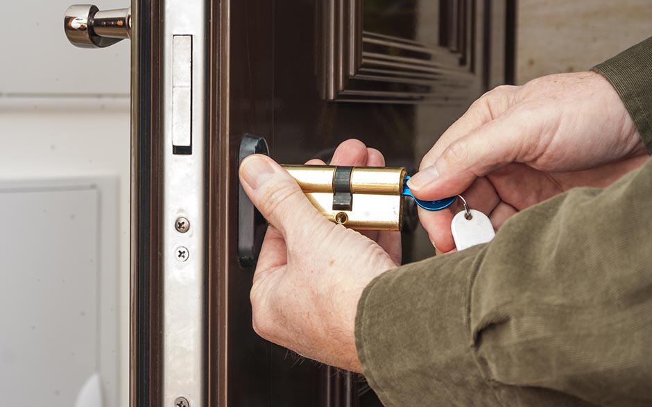 comment ouvrir une porte sans clef Rambouillet